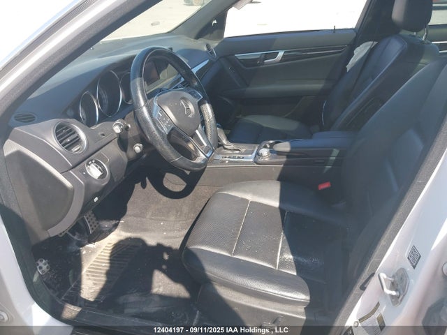 WDDGF8AB1EA960284 Mercedes-Benz C-Class
