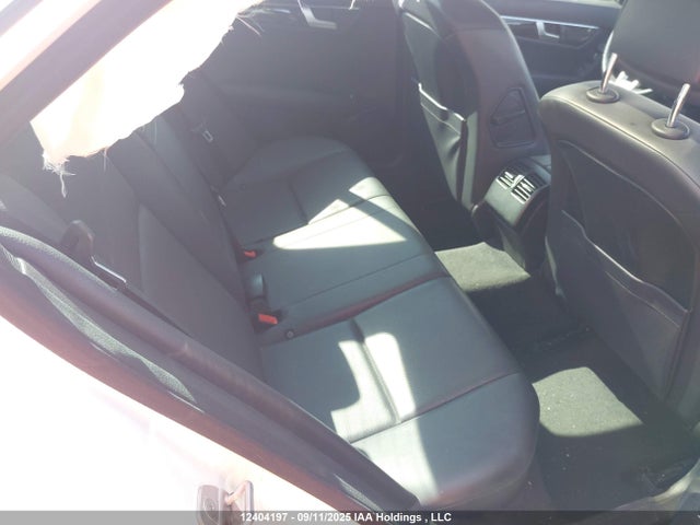 WDDGF8AB1EA960284 Mercedes-Benz C-Class
