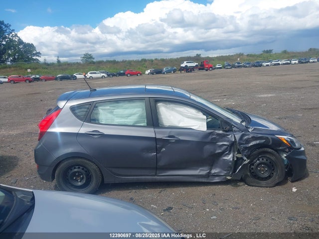 KMHCT5AE9HU330974 Hyundai Accent