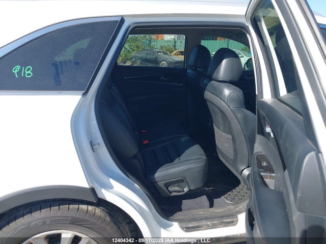 5XYPHDA37KG591688 KIA SORENTO EX