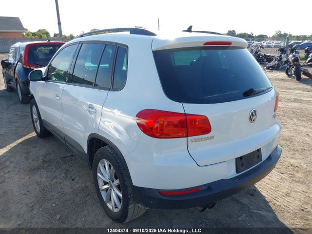 WVGNV7AX6HK023340 Volkswagen Tiguan