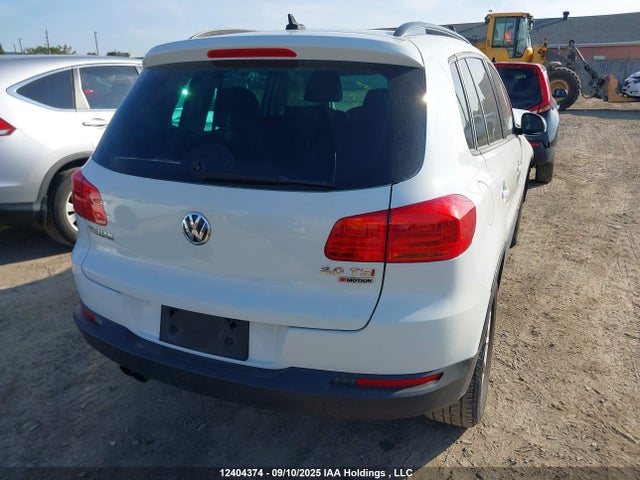 WVGNV7AX6HK023340 Volkswagen Tiguan
