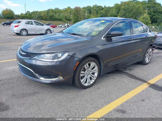 Chrysler 200 2015 1C3CCCAB8FN731507 Image 2