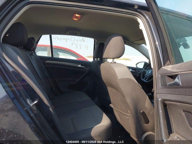 3VWG57AU6KM011883 Volkswagen Golf