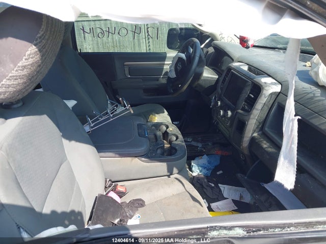 3C6JR7DT1LG263872 RAM 1500
