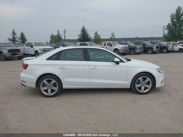 Audi A3 2018 WAUAUGFF5J1066064 Image 14