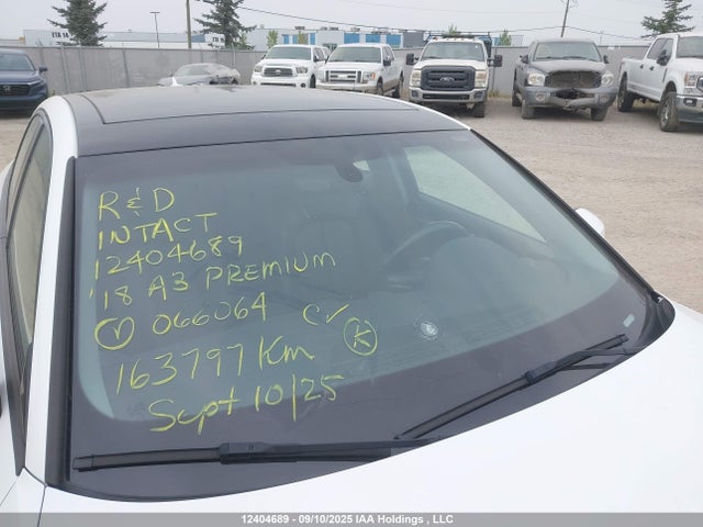 Audi A3 2018 WAUAUGFF5J1066064 Image 18