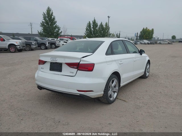 Audi A3 2018 WAUAUGFF5J1066064 Image 4