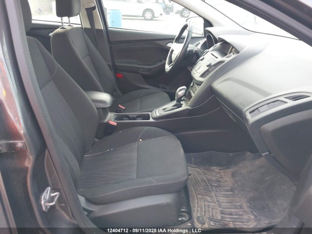 1FADP3F21GL353241 Ford 2016
