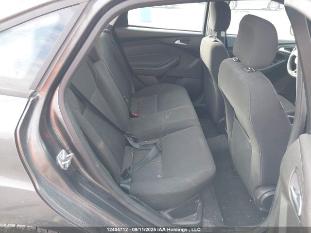 1FADP3F21GL353241 Ford 2016