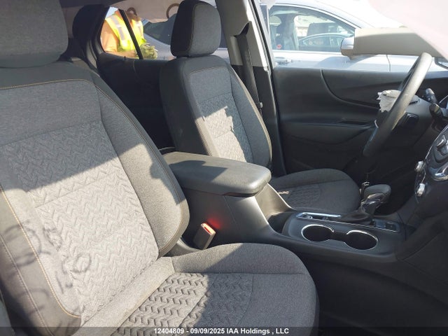 Chevrolet lyx 2022 3GNAXUEV7NL252003 Image 5