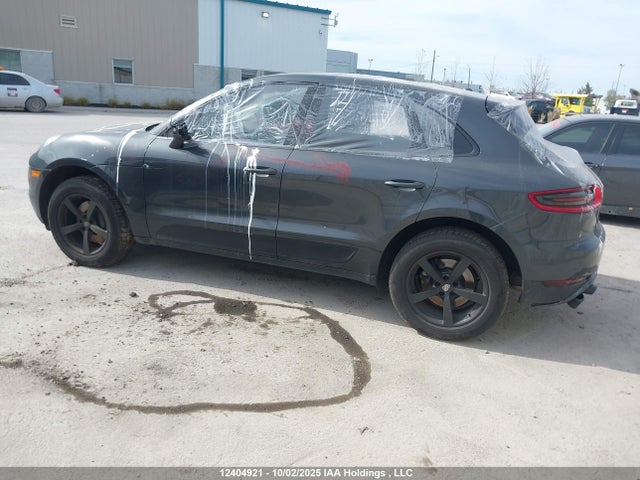 Porsche Macan 2017 WP1AA2A50HLB05833 Image 3