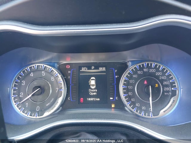 1C3CCCABXFN525671 Chrysler 2015