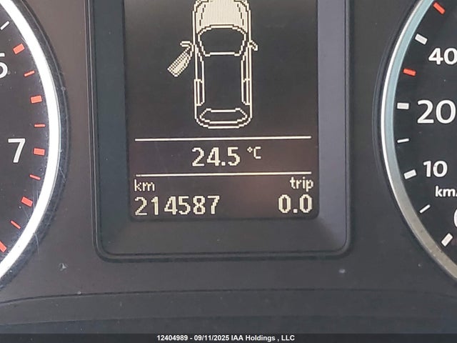 Volkswagen 2015 2015 WVGKV7AX2FW030889 Image 15
