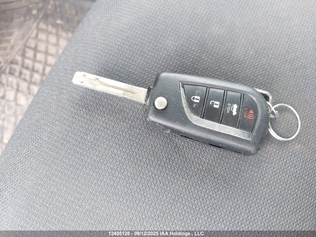 12405128 :رقم المزاد ، 5YFBPRBE4LP033790 vin ، 2020 Toyota Corolla Le مزاد بيع