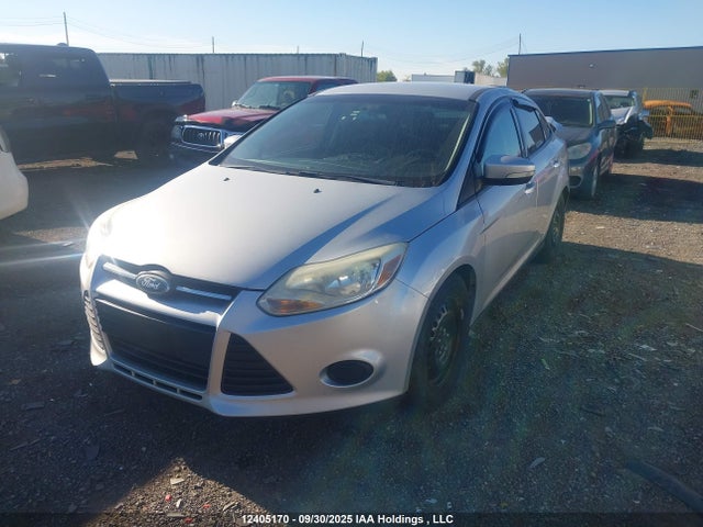 Ford 2014 2014 1FADP3F21EL212747 Image 2