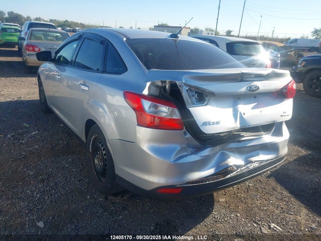 Ford 2014 2014 1FADP3F21EL212747 Image 3