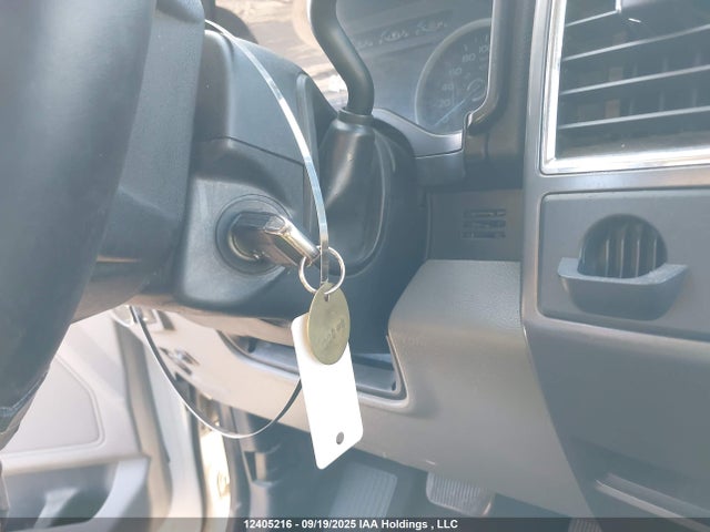 12405216 :رقم المزاد ، 1FTMF1C8XFKE52106 vin ، 2015 Ford F150 مزاد بيع