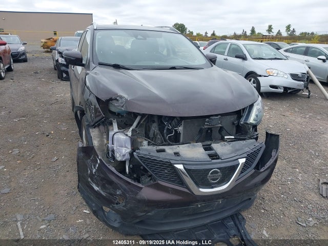 JN1BJ1CR5HW100743 Nissan 2017