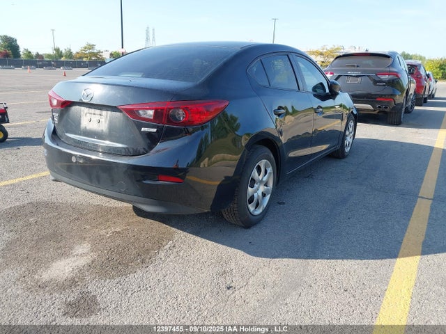 3MZBM1U77FM207143 Mazda pe