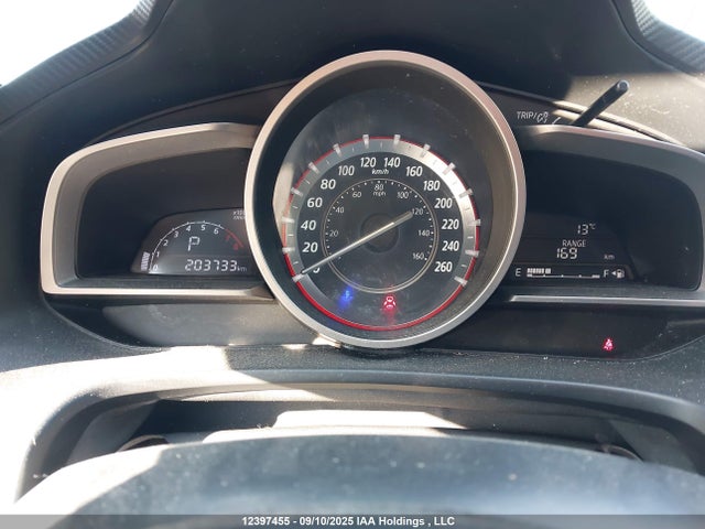 3MZBM1U77FM207143 Mazda pe