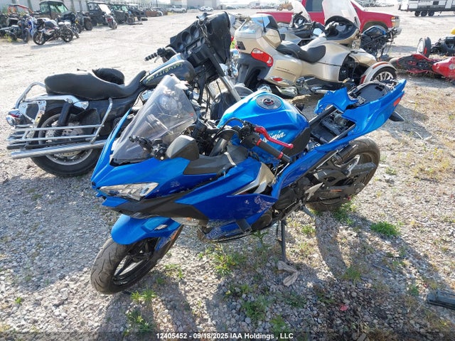 JKAEXKG14JDA10503 Kawasaki 2018
