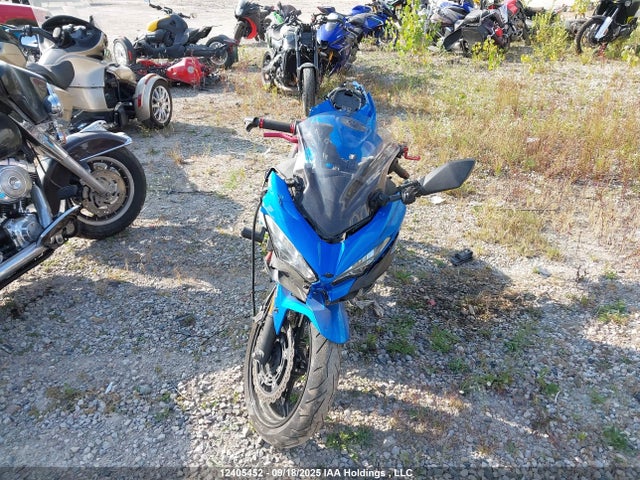 JKAEXKG14JDA10503 Kawasaki 2018