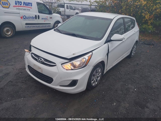 KMHCT5AE8HU367546 Hyundai Accent