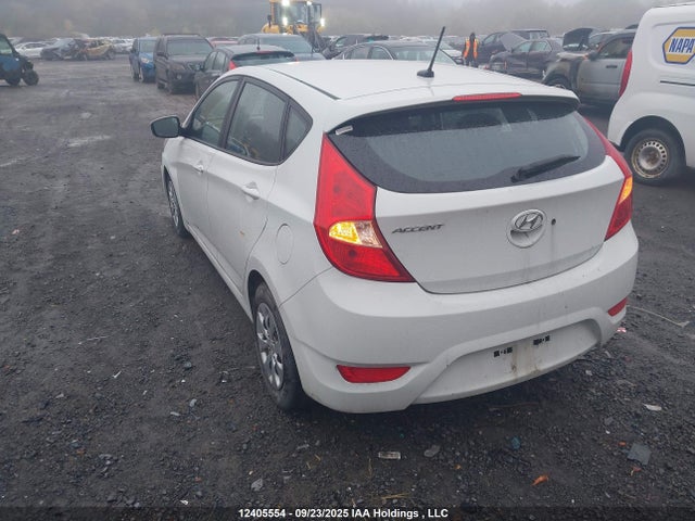 KMHCT5AE8HU367546 Hyundai Accent