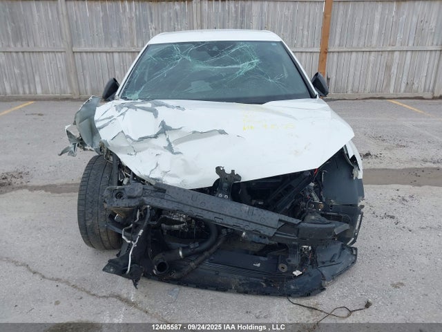 Volkswagen Golf R 2019 WVWWA7AU2KW228972 Image 13