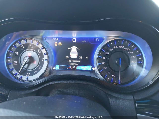 Chrysler 2019 2019 2C3CCAGG1KH665523 Image 7