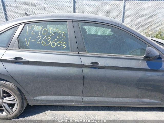 3VWE57BU2KM263605 Volkswagen 1.8 tsi