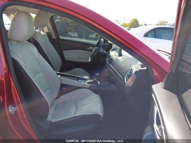 3MZBN1W39JM236336 Mazda py