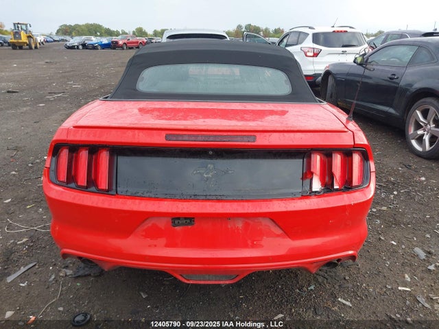 1FATP8EM7G5313388 Ford 2016