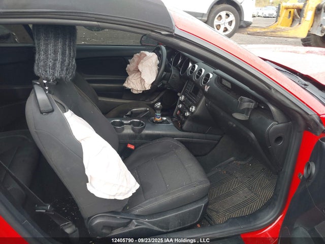1FATP8EM7G5313388 Ford 2016