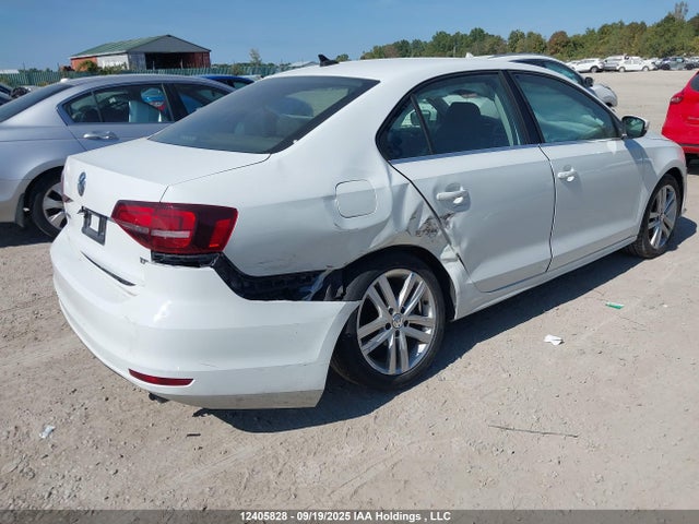 3VWL17AJ0HM415612 Volkswagen 1.8 tsi