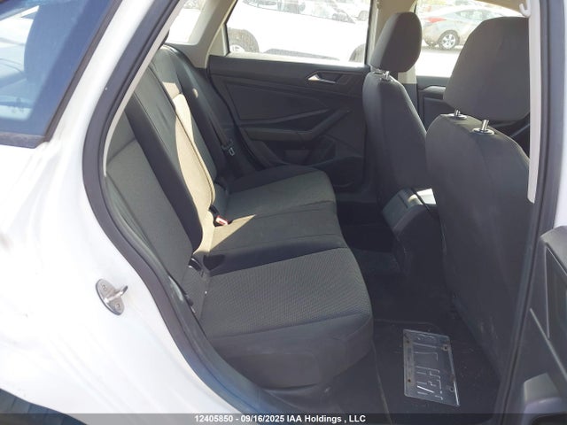3VWC57BUXKM031647 Volkswagen 1.4 tsi