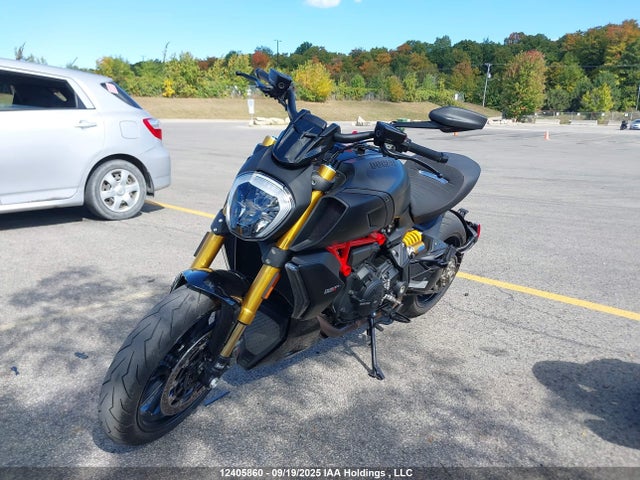 ZDMGAHRW3LB003229 Ducati 2020
