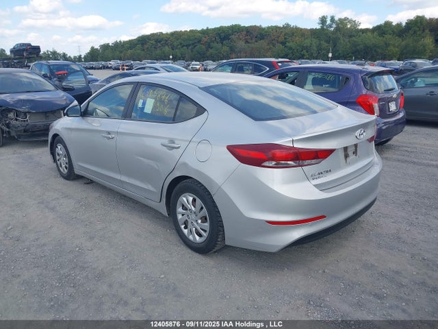 Hyundai Elantra 2017 5NPD74LF3HH137906 Image 3