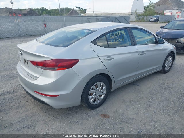 Hyundai Elantra 2017 5NPD74LF3HH137906 Image 4