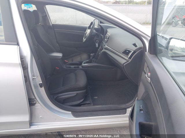 Hyundai Elantra 2017 5NPD74LF3HH137906 Image 5