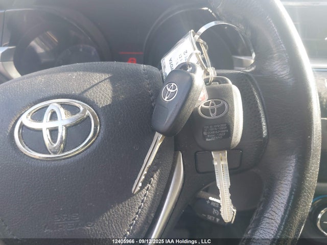 Toyota 2zr-fe 2015 2T1BURHE2FC450412 Image 11
