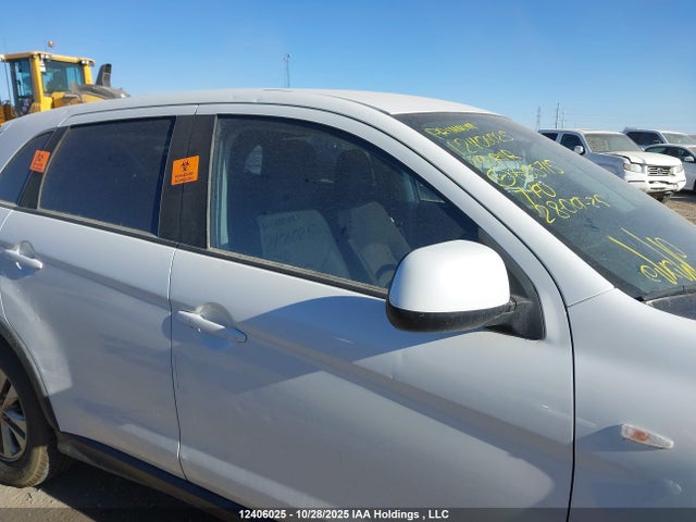 JA4AJ3AU4KU605715 Mitsubishi RVR