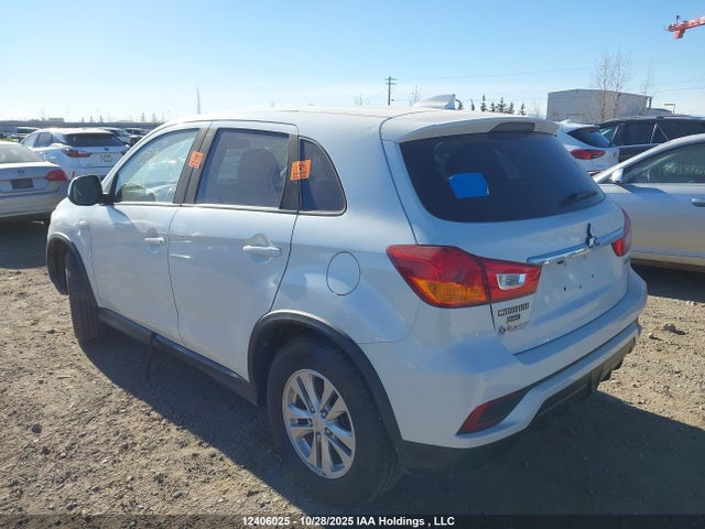 JA4AJ3AU4KU605715 Mitsubishi RVR