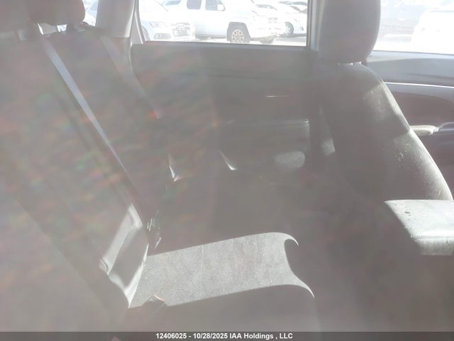 JA4AJ3AU4KU605715 Mitsubishi RVR