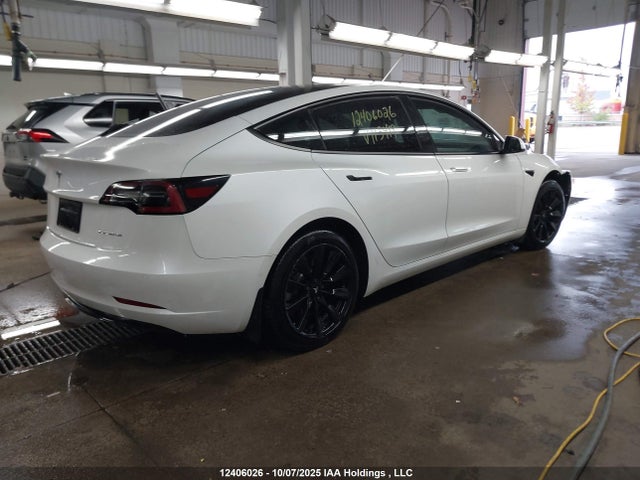 Tesla MODEL 3 2022 5YJ3E1EB9NF113419 Image 4
