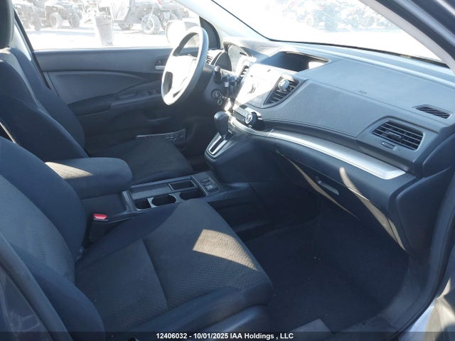 2HKRM4H38GH132910 Honda CR-V LX