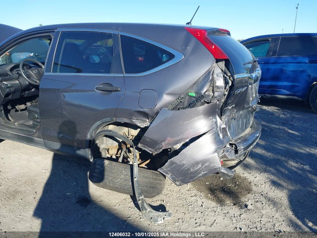 2HKRM4H38GH132910 Honda CR-V LX