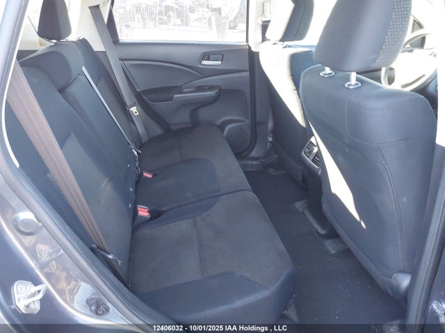 2HKRM4H38GH132910 Honda CR-V LX