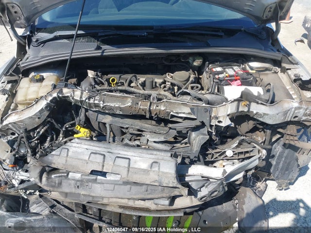 1FADP3E2XFL352119 Ford 2015